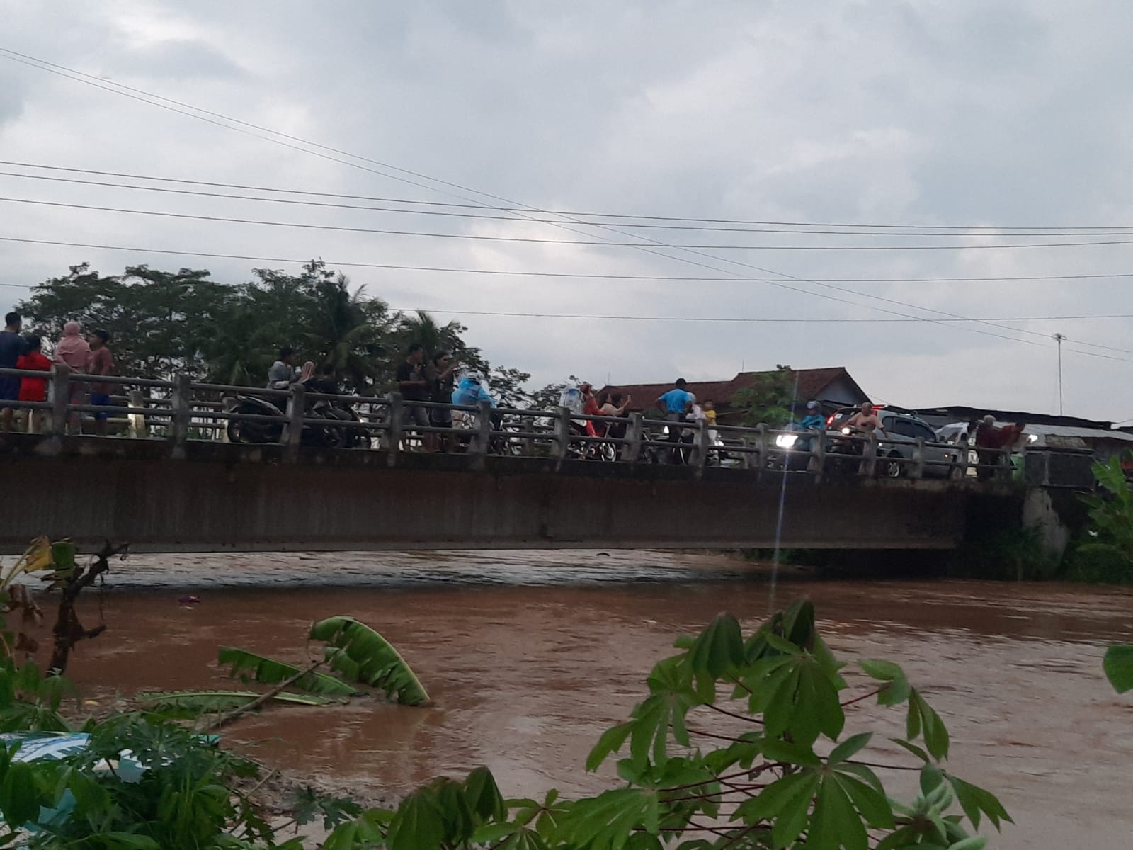 Warga Majenang Minta Perbaikan Tanggul Dan Normalisasi Sungai Cilopadang