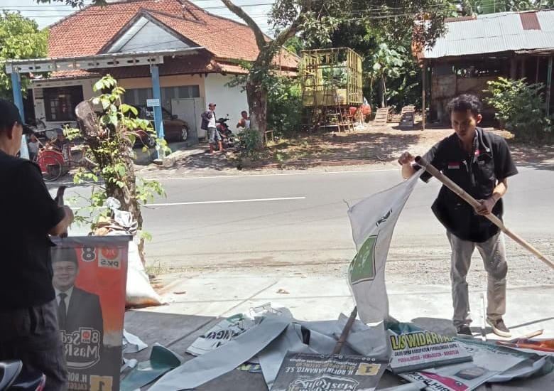 Masa Tenang Pemilu Sejumlah Apk Masih Terpasang Di Purbalingga