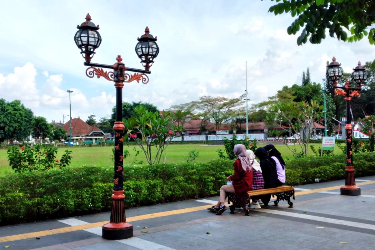 Menikmati Alun-Alun Purwokerto, Wisata yang Penuh Sejarah di Tengah Kota Satria