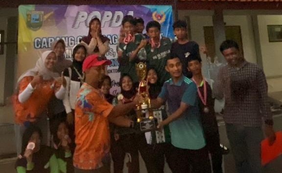 MTsN 1 Kebumen Raih Juara Umum Cabor Pentaque Popda