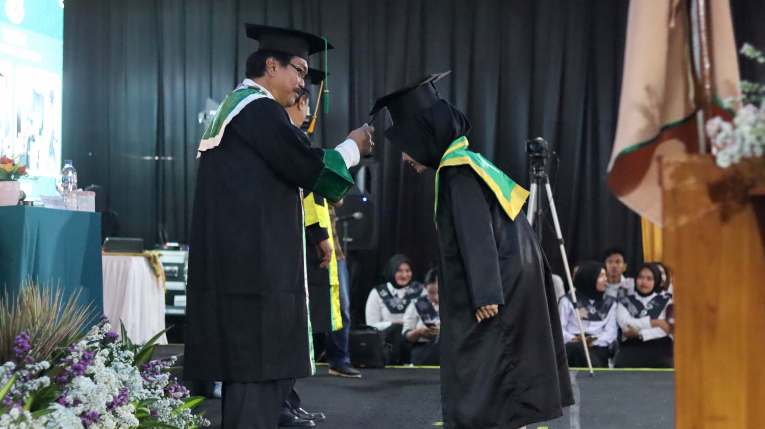 Unperba Laksanakan Wisuda Perdana, Dihadiri Ketua MPR RI