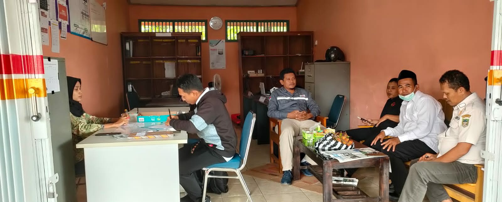 Seorang PNS Lolos Seleksi Berkas Pengawas Desa/Kelurahan