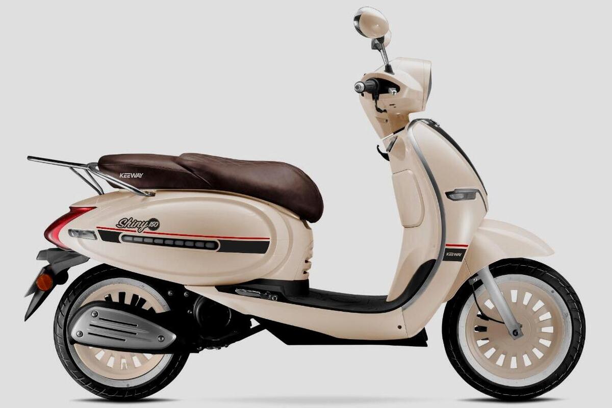 Klasik dan Berkelas ! Inilah 5 Motor Matic yang Mirip Vespa 