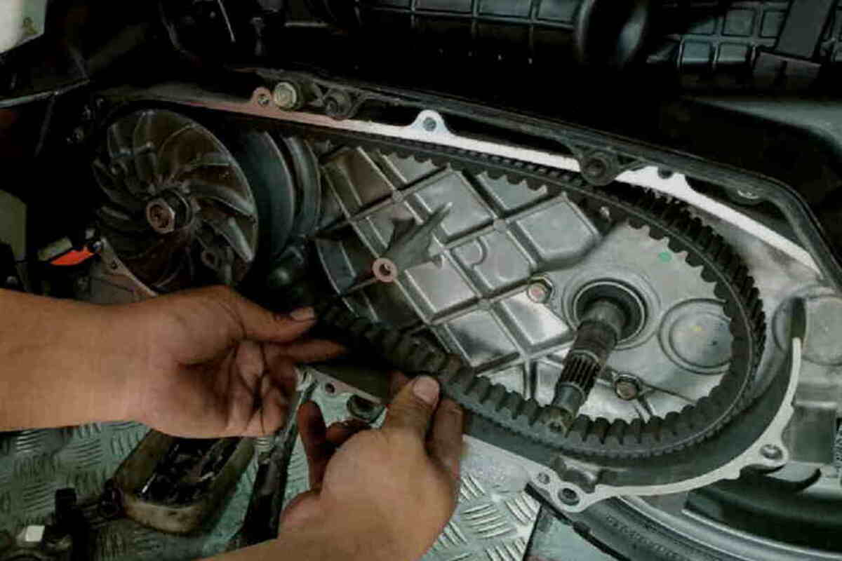 Fungsi dan Cara Merawat Gearbox pada Motor Matic