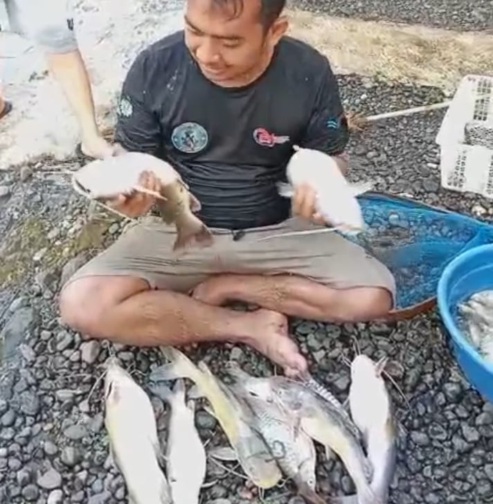 Ikan di Sungai Serayu 