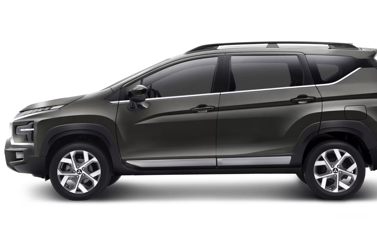 Mitsubishi New Xpander Cross 2025 Hadir Semakin Tangguh dan Mewah