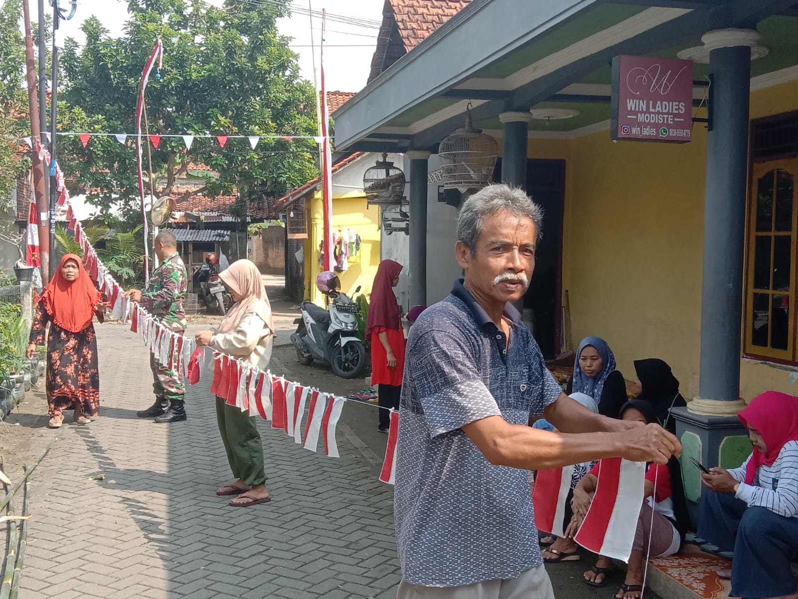 Warga Tamanwinangun Sambut 17 Agustus