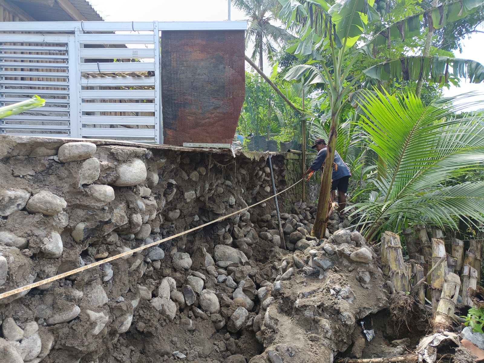 Curah Hujan Sampai April, Waspada Bencana Hidrometeorologi