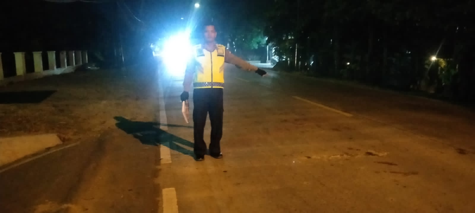 Gagal Nyalip, Motor Vs Motor Adu Banteng di Jalan Raya Wangon-Rawalo