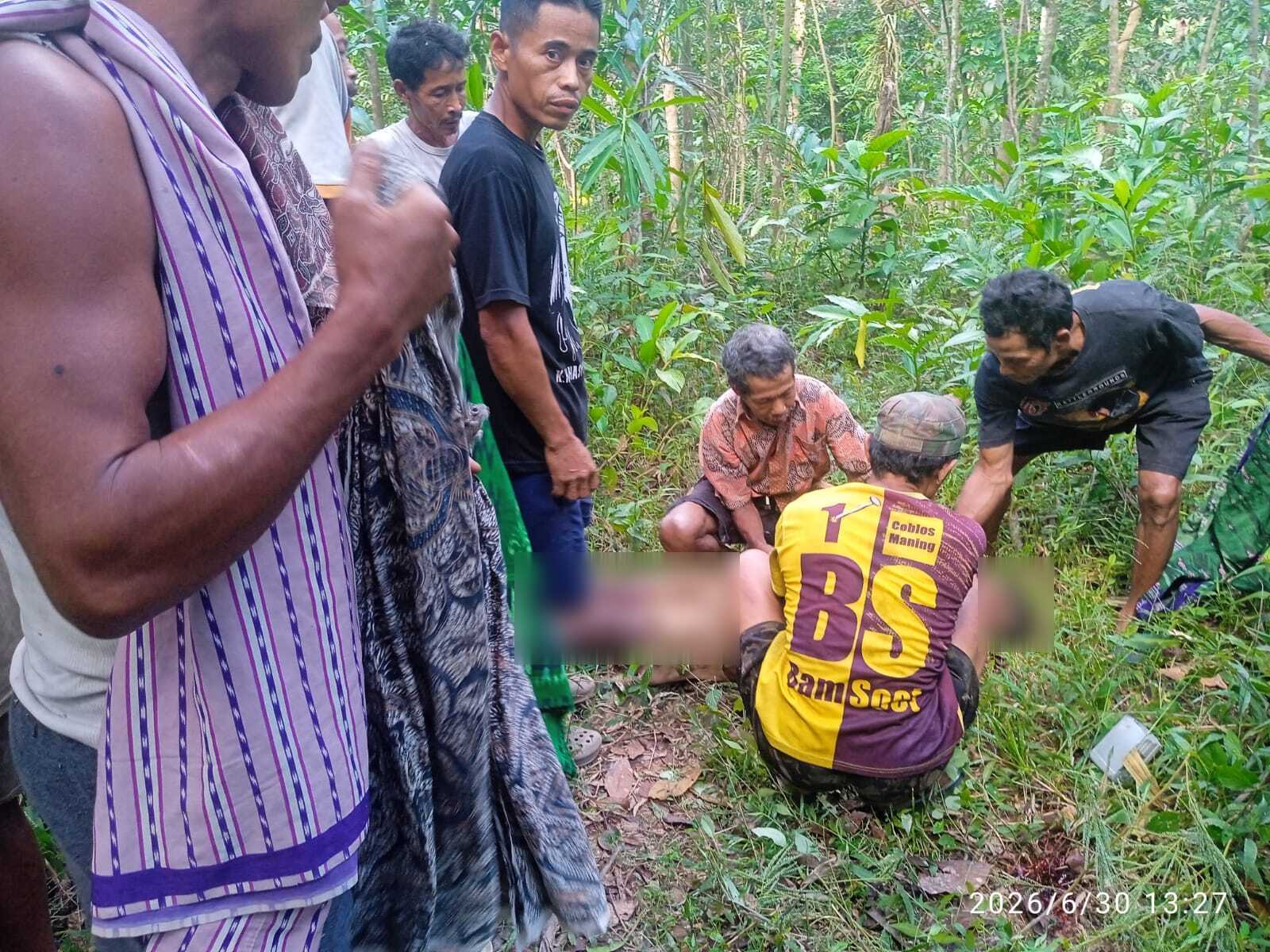 Terjatuh Saat Deres, Lansia di Kaliori Meninggal Dunia Setelah Jatuh dari Pohon Kelapa 10 Meter