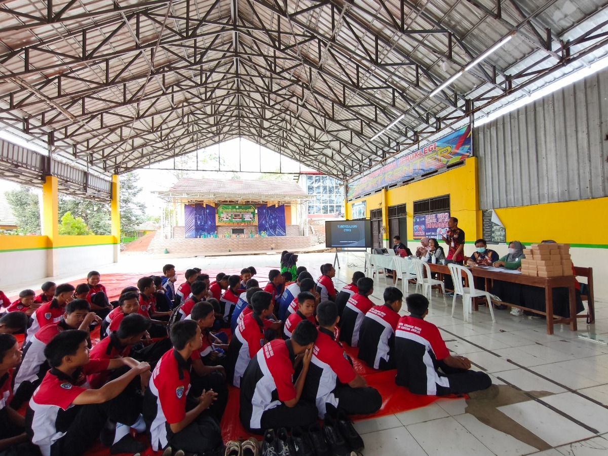 Skrining TBC di Dua Ponpes Jeruklegi, 12 Orang Terduga TBC