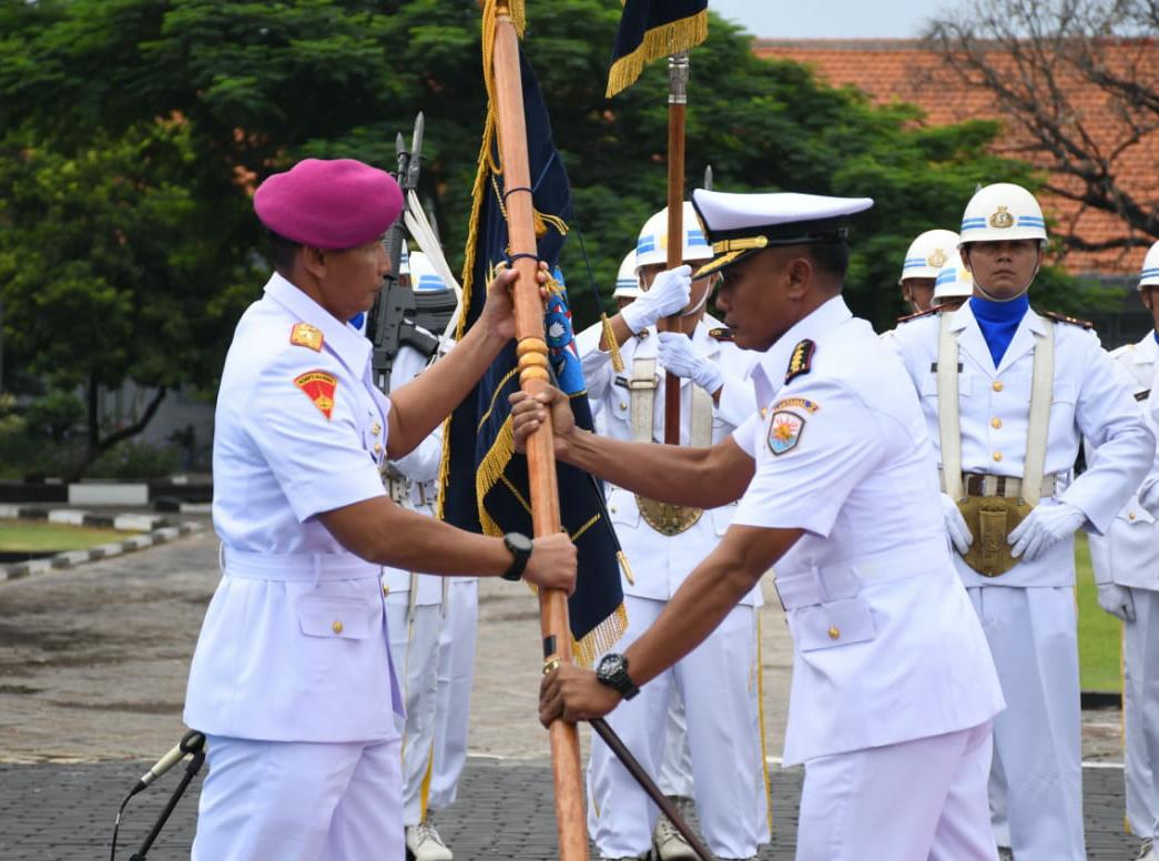 Kolonel Laut Robby Edevaldo Gantikan Kolonel Laut Bambang Subeno Jabat Danlanal Cilacap