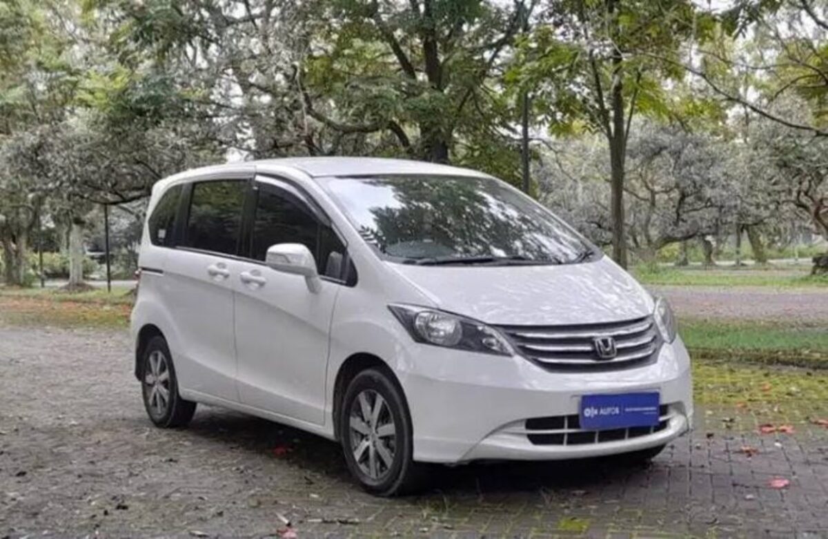 Tertarik Beli Honda Freed Bekas? Kenali Dulu Plus Minusnya Biar Nggak Kecewa