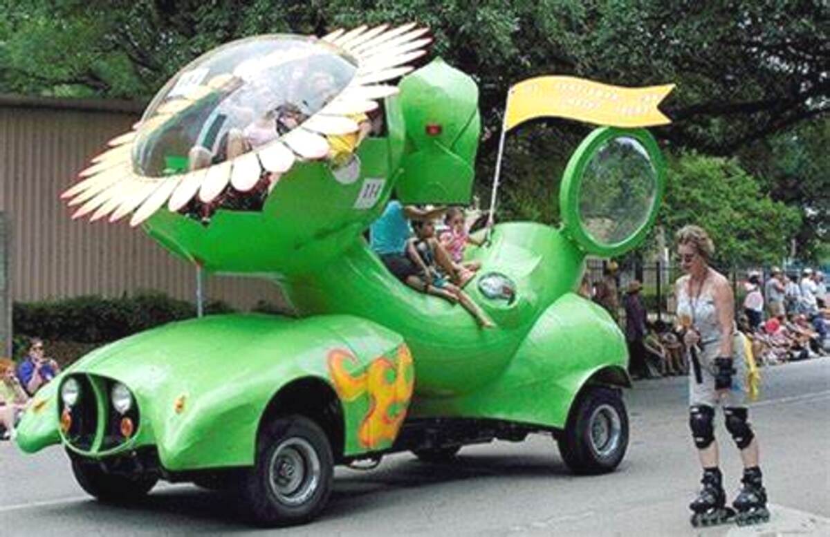 7 Mobil Terunik di Dunia yang Bikin Geleng-Geleng Kepala!