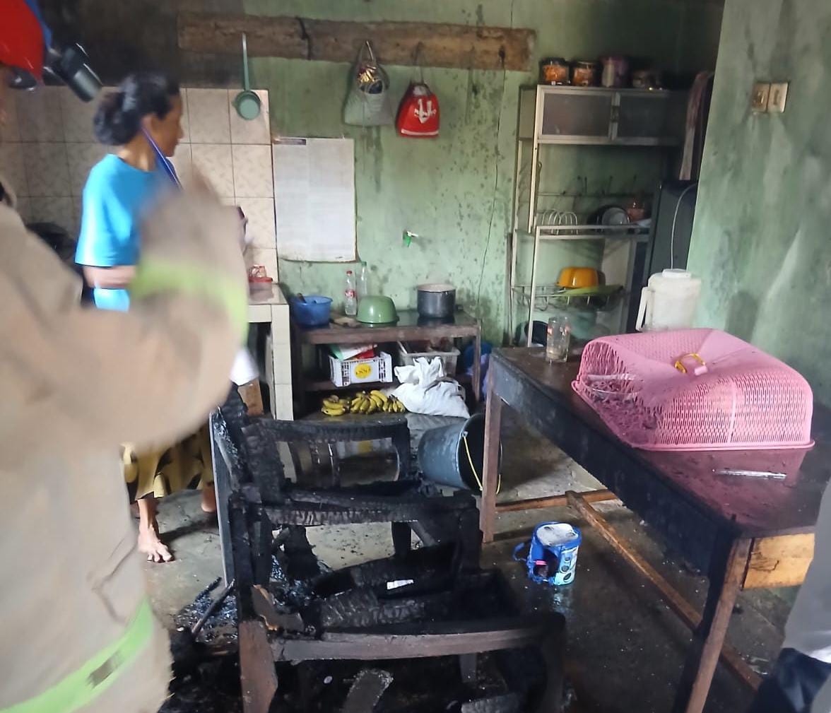 Rumah di Ayamalas Kroya Terbakar, Pemilik Alami Luka Bakar Ringan