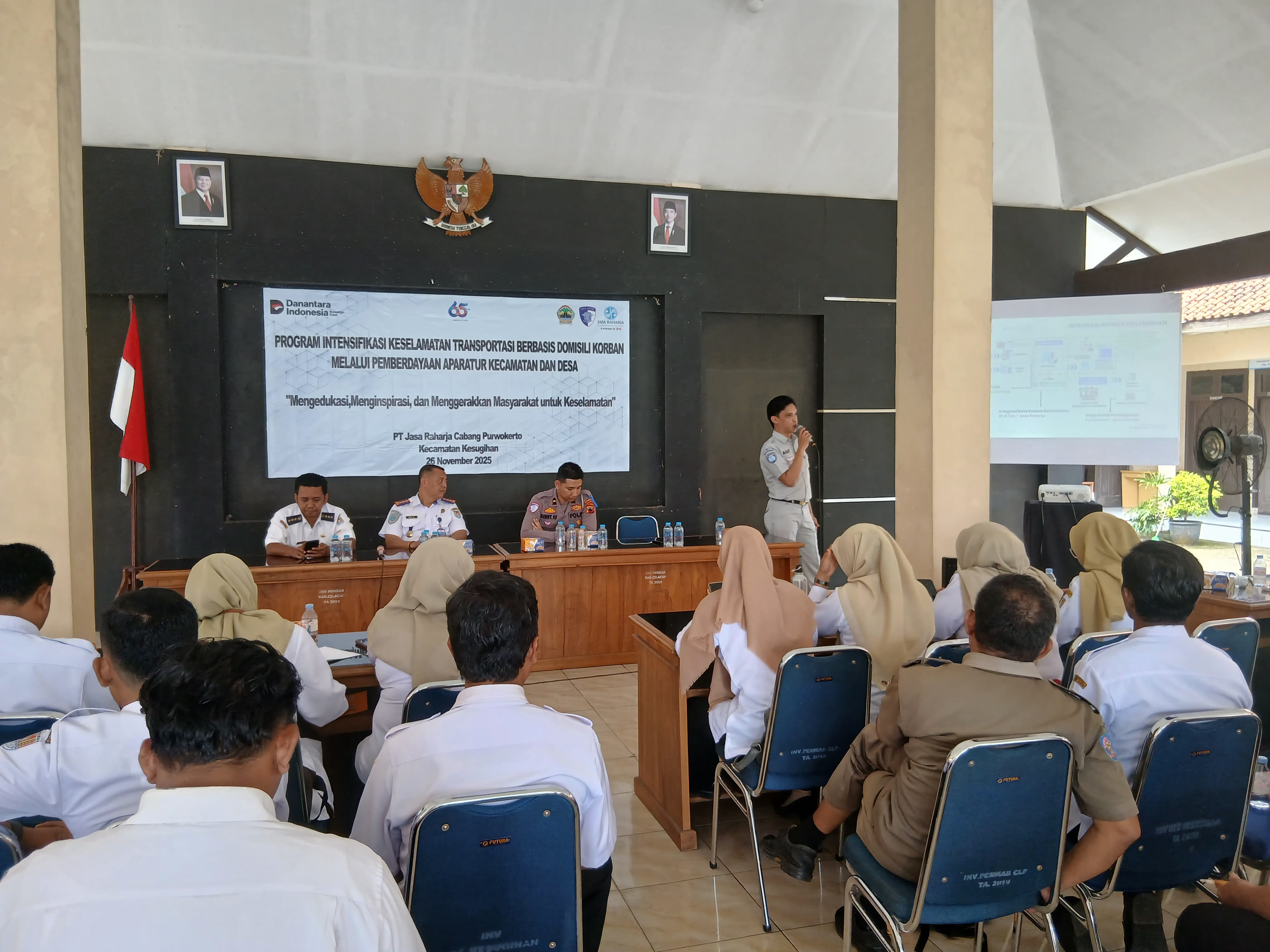 Deklarasikan Komitmen Keselamatan Transportasi Jasa Raharja Bersama Agen Keselamatan Transportasi Kesugihan   