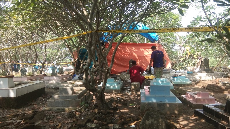 Tetangga Rumah Dikabarkan Kerasukan Roh Almarhum dan Mengaku Dibunuh, Kuburan di Cirebon Dibongkar 