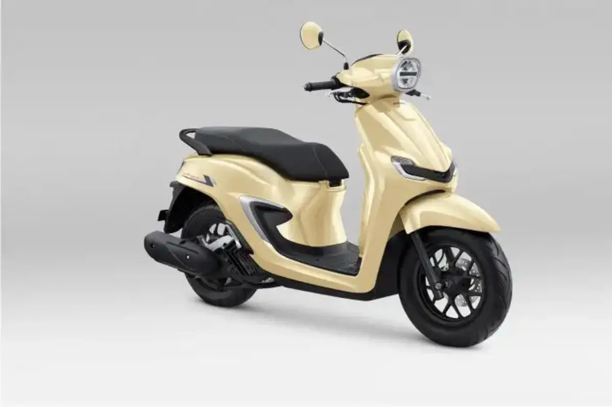 Honda Stylo 160 Skutik Premium Bergaya Klasik dengan Performa Modern