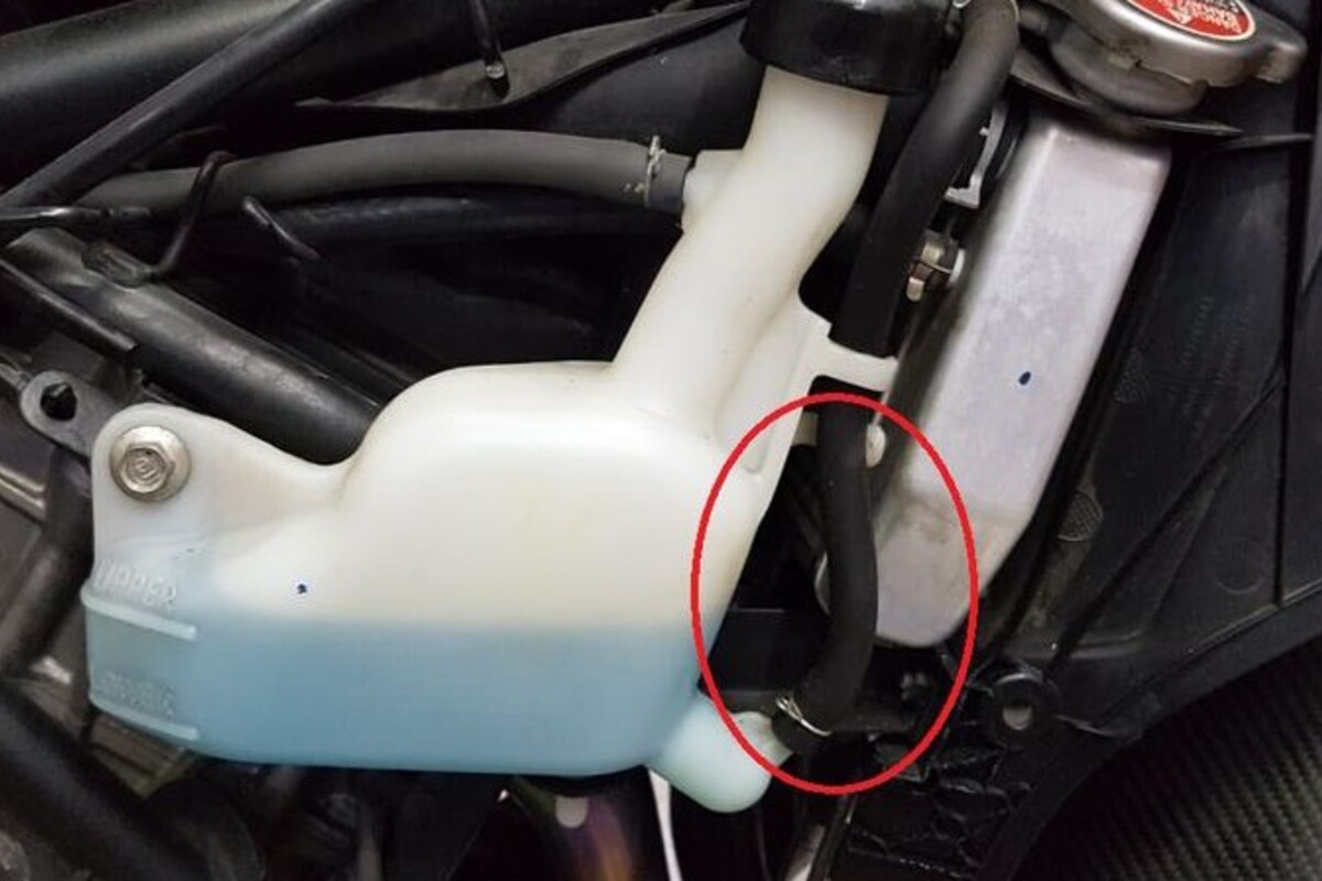 Perhatikan! Cara Mengatasi Air Radiator Motor Matic yang Keluar dari Tabung Reservoir