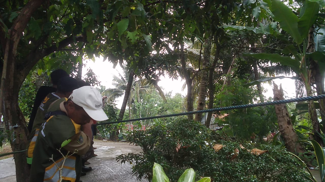 Kerap Meluap dan Sendat Pengairan, Sungai Angin Dinormalisasi 