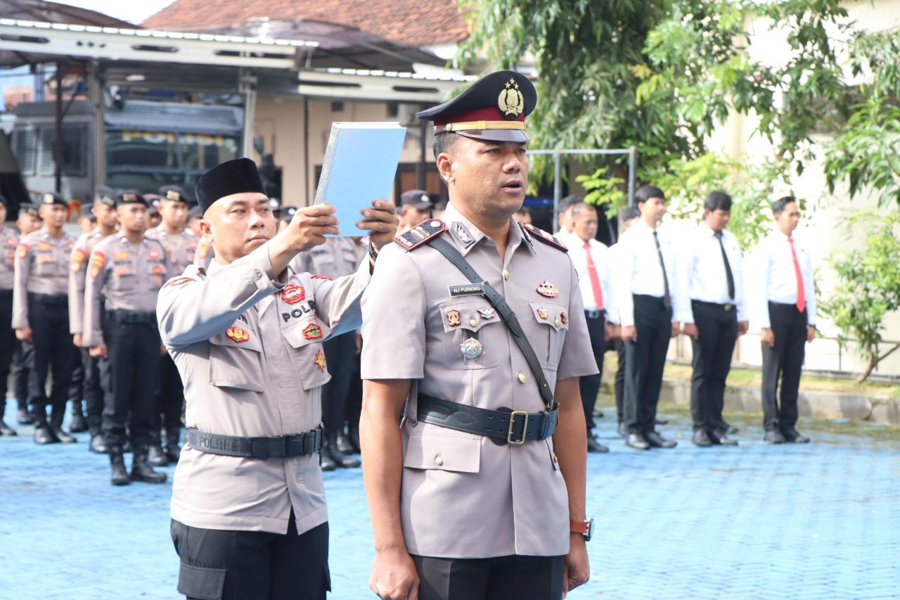 Kapolres Banjarnegara Lakukan Sertijab Kapolsek Banjarmangu, Iptu Ali Purnomo Resmi Jabat Kapolsek Banjarmangu