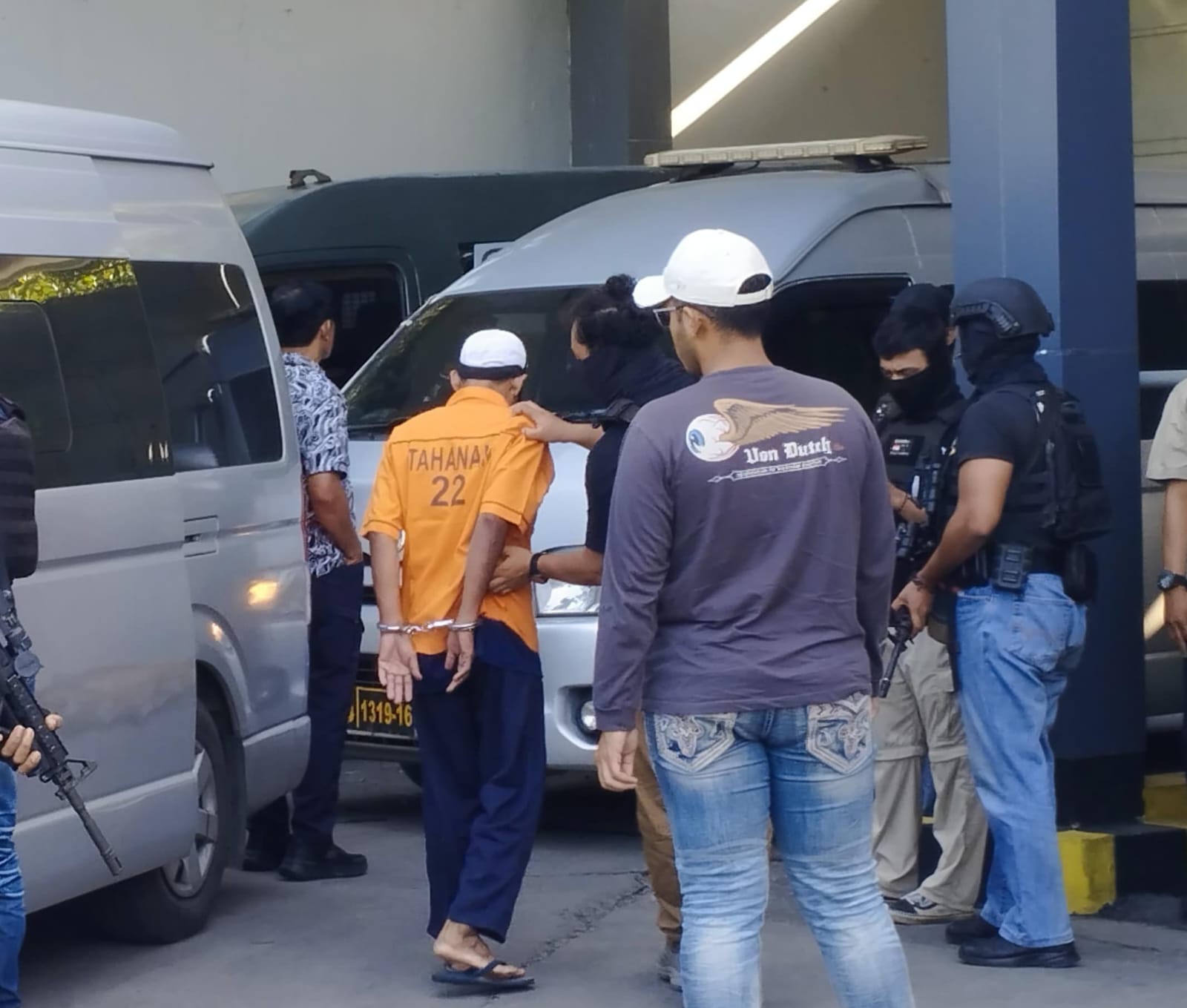 Tiga Napiter Dipindah ke Lapas Karanganyar Nusakambangan