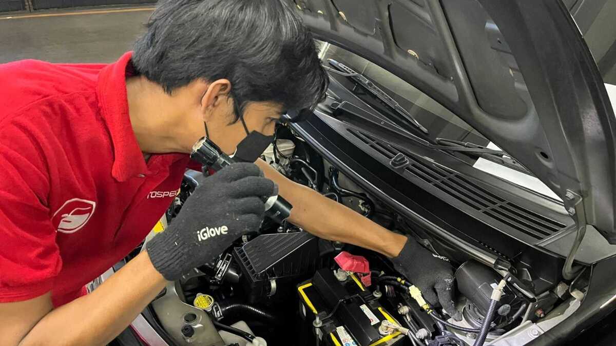  Otospector Bantu Pebisnis Travel Pilih Mobil Bekas yang Aman dan Siap Pakai