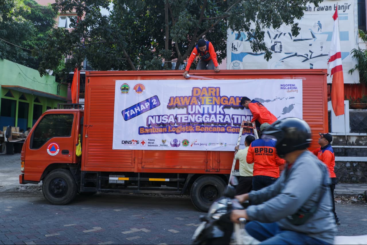 Dari Jateng untuk Warga NTT, Semangat Gotong Royong Bantu Korban Gempa
