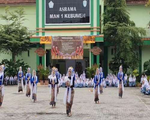 MAN 1 Kebumen Dinobatkan sebagai Sekolah Adiwiyata Tingkat Nasional