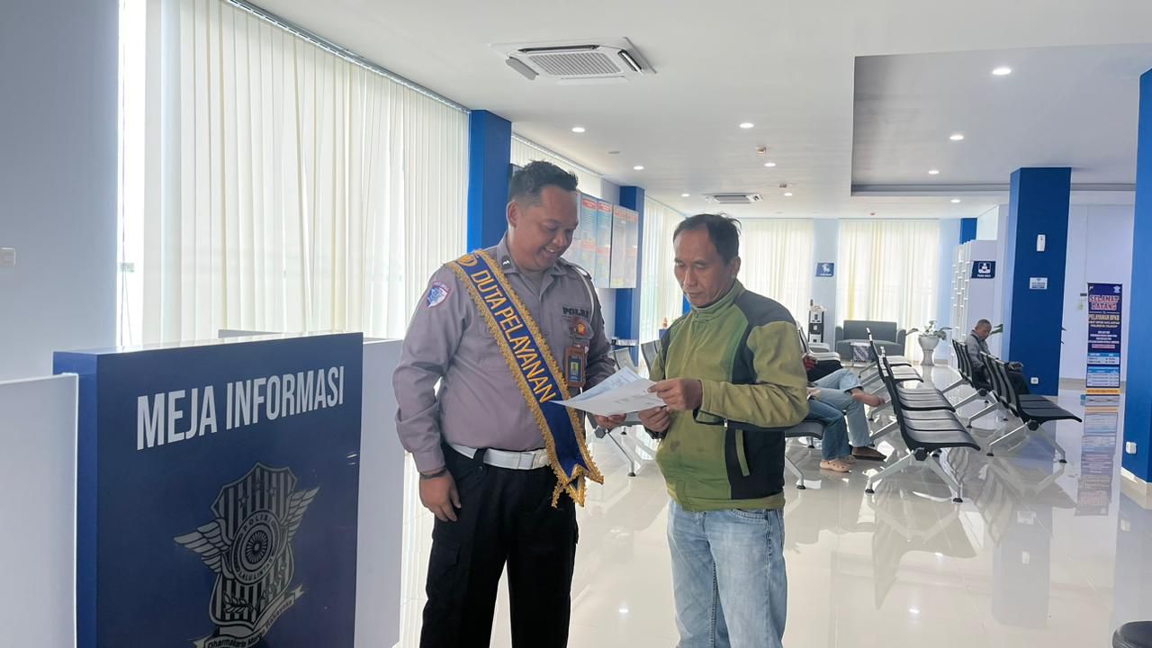 Unit BPKB Satlantas Polresta Cilacap Beri Solusi Cepat untuk Pemohon Layanan