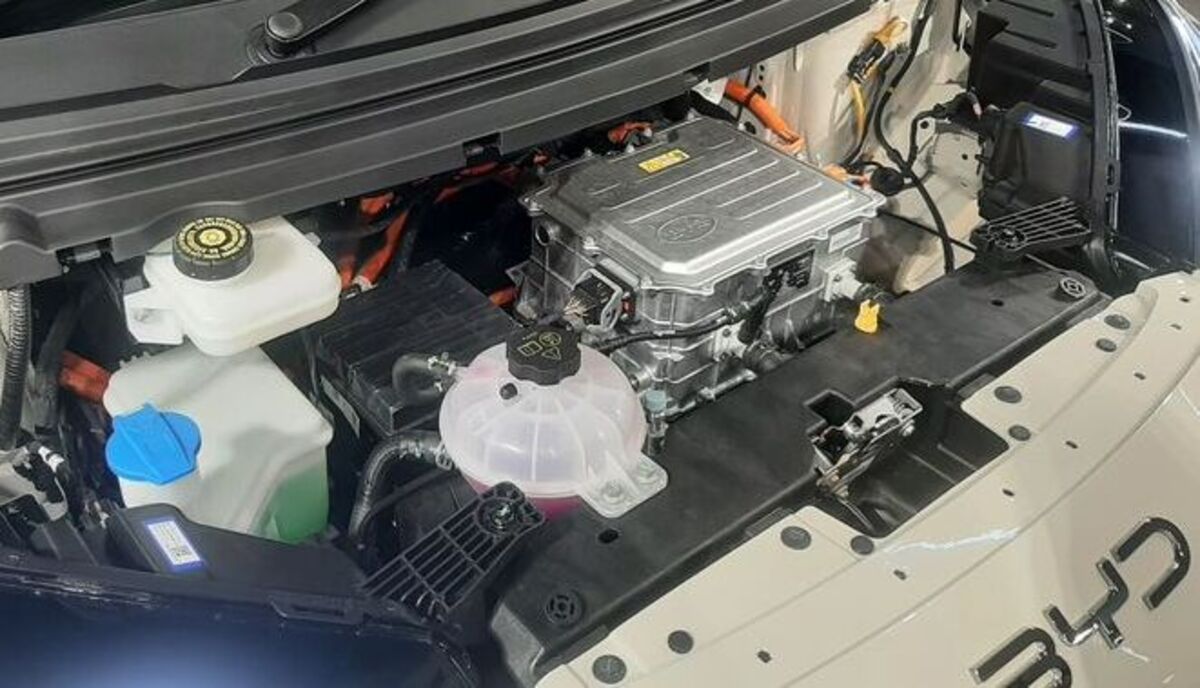Perawatan Aki 12 Volt di BYD Atto 1, Hal yang Wajib Diketahui Pemilik Mobil Listrik