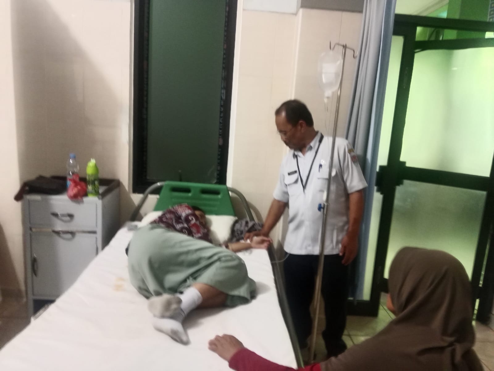 22 Siswa SMA Negeri 1 Sampang Diduga Keracunan Usai Makan MBG