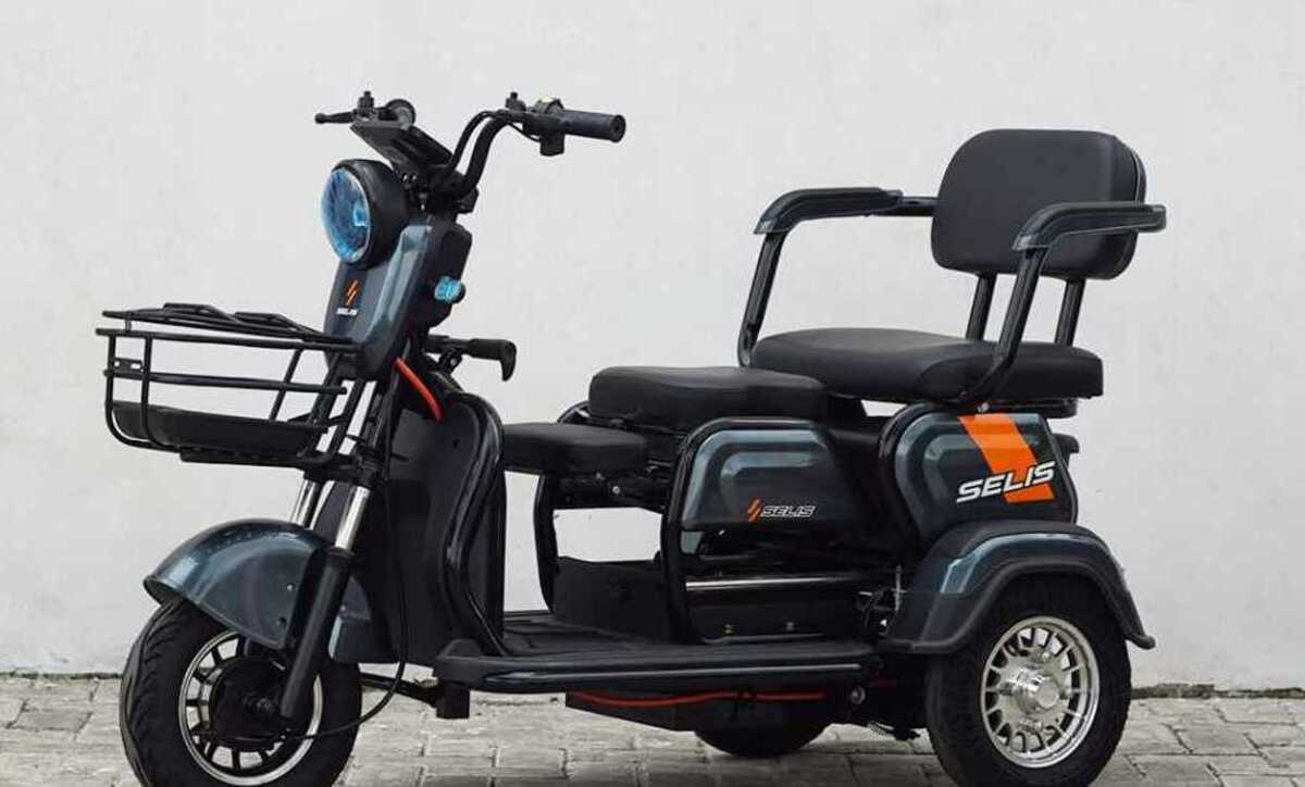 Motor Listrik Selis Borneo Cuma Rp 9 Juta, Bisa Buat Dagang Sampai Jalan-Jalan!