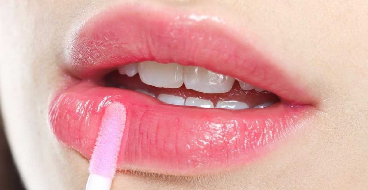 Rekomendasi Lip Serum, Kunci Bibir Sehat Alami