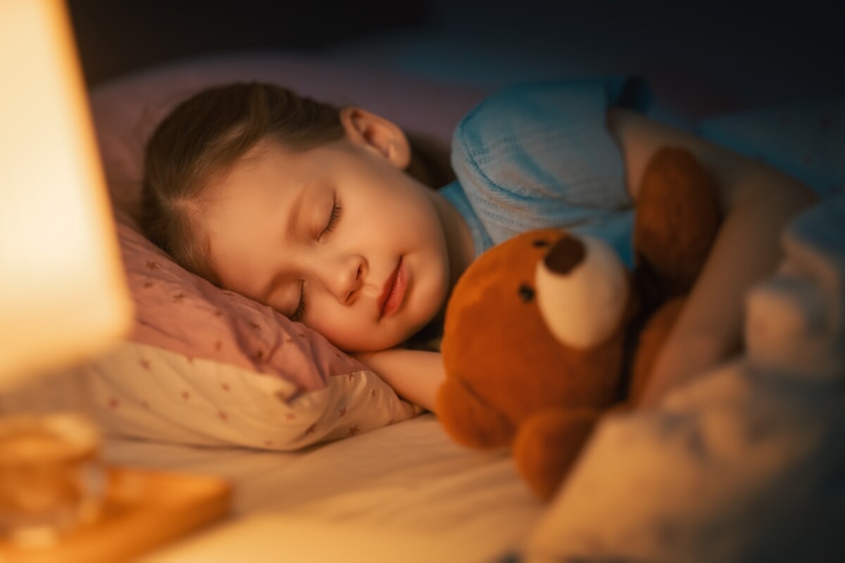 Tips Dalam Mengajarkan Anak Mandiri Untuk Bisa Tidur Sendiri Sejak Kecil