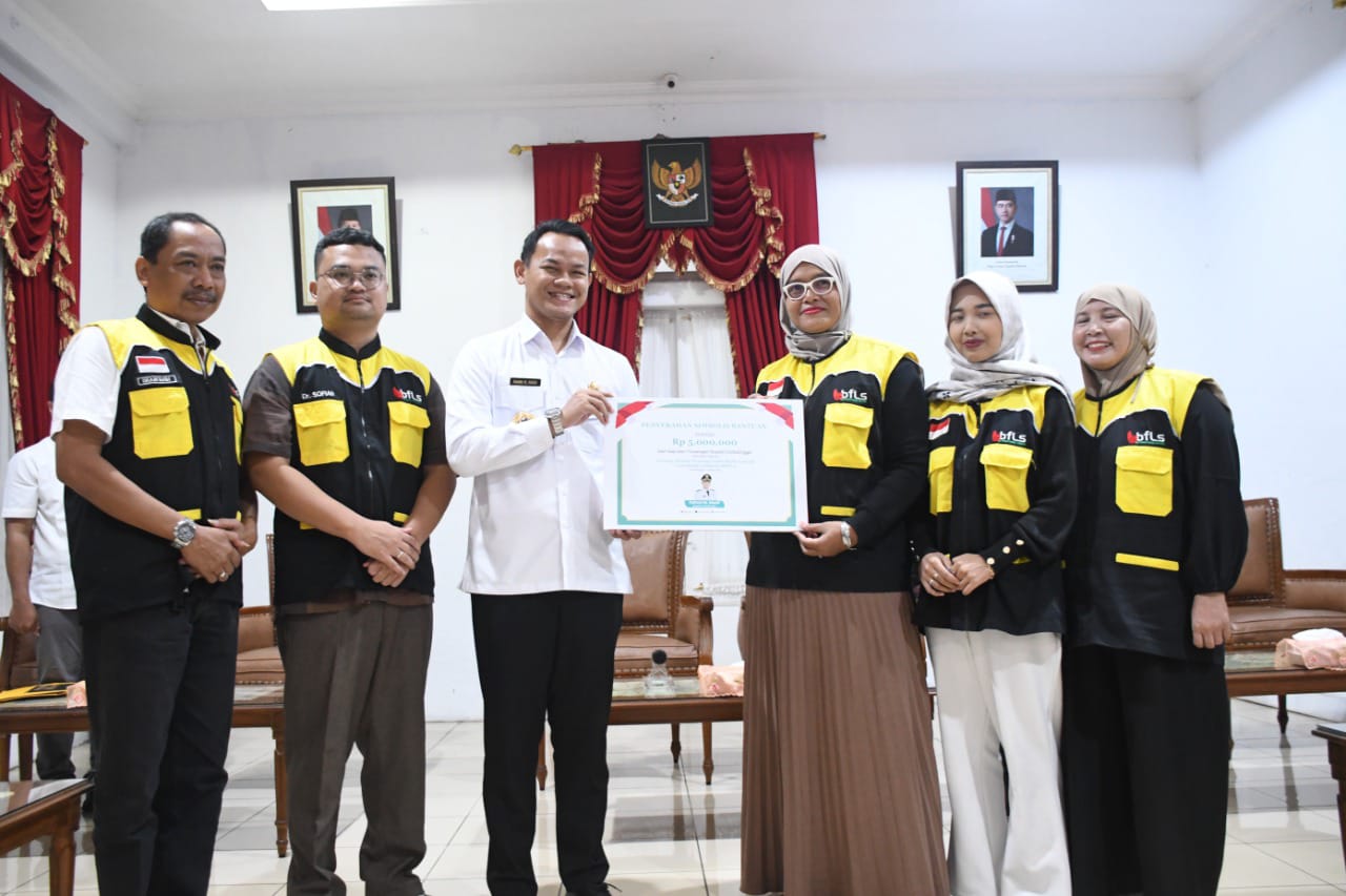 Disalurkan Untuk Bantuan, Bupati Realisasikan Tak Ambil Gaji