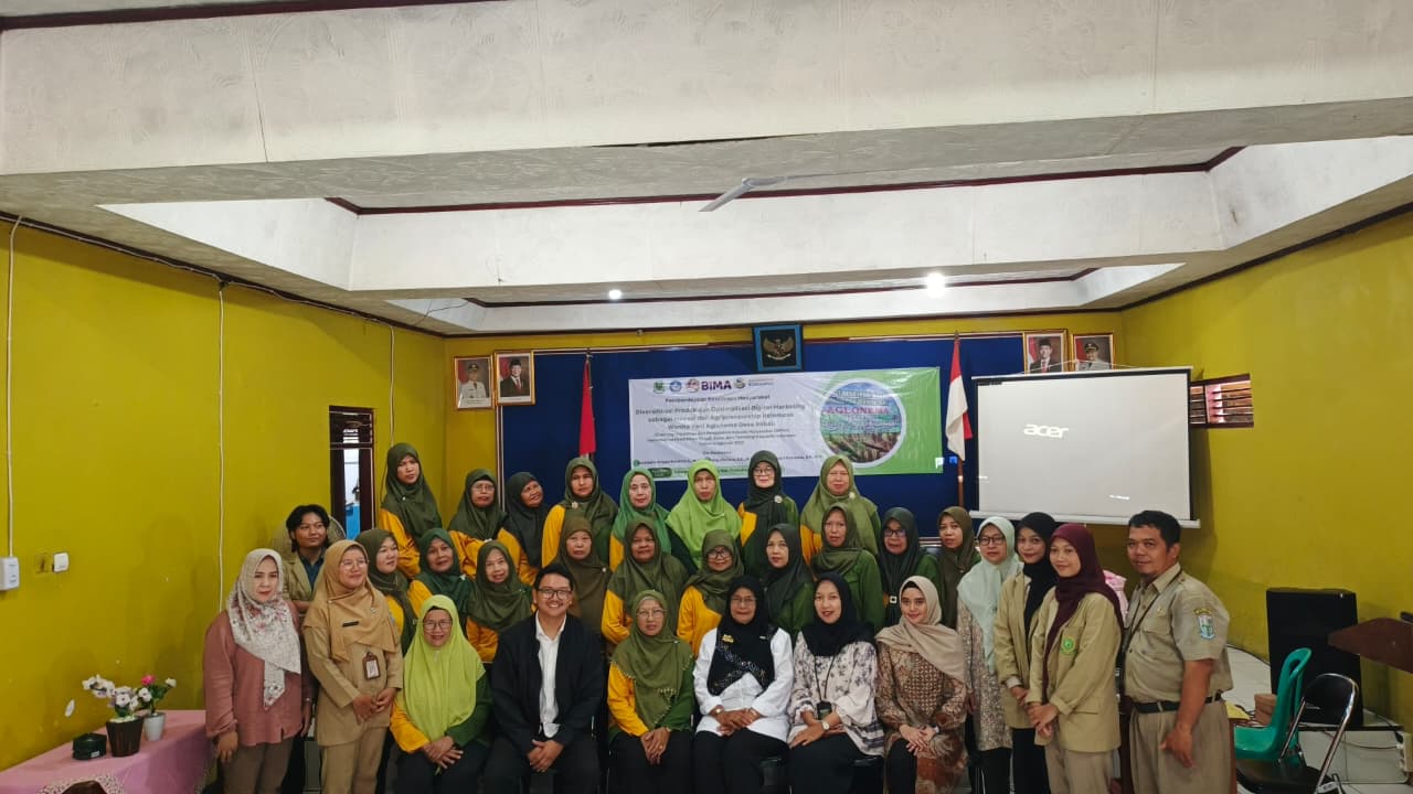 Unperba dampingi KWT Aglonema Desa Rabak melalui program diversifikasi produk dan digitalisasi marketing.