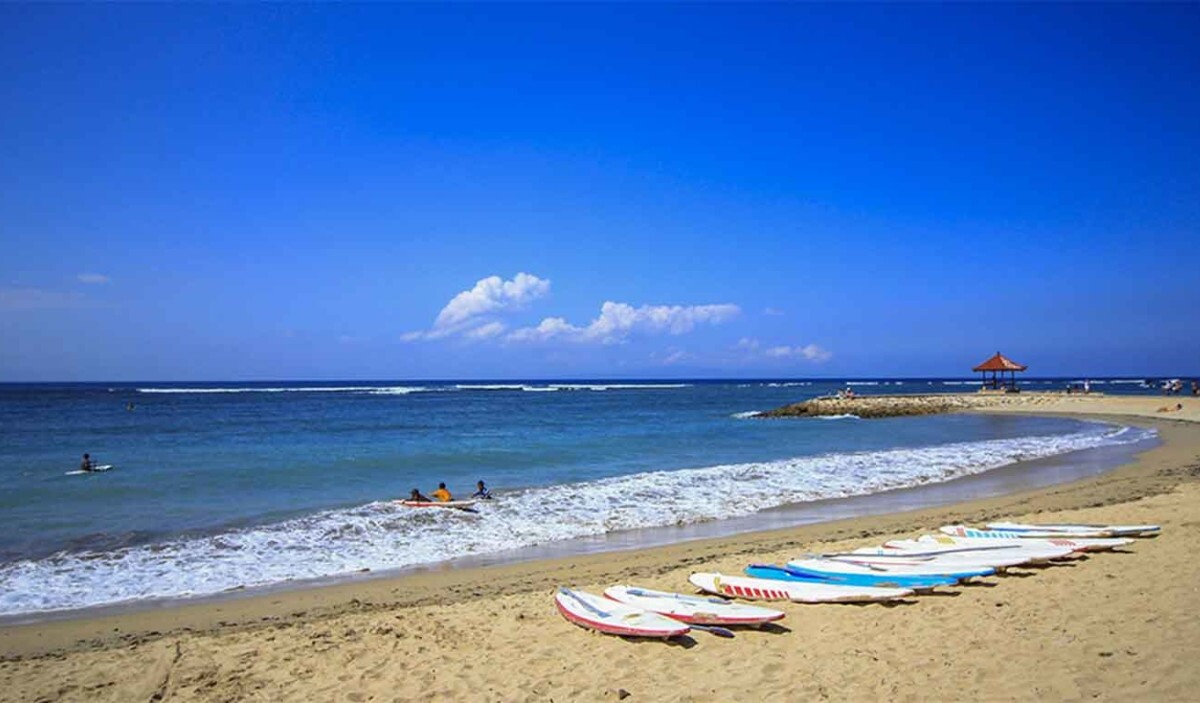 Pantai Sanur, Menawarkan Keindahan dan Berbagai Fasilitas Rekreasi!