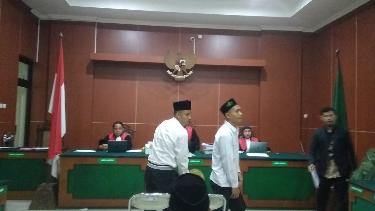 Terdakwa Pembunuhan di Area Kandang Sapi Pliken Divonis 13 dan 8 Tahun Bui