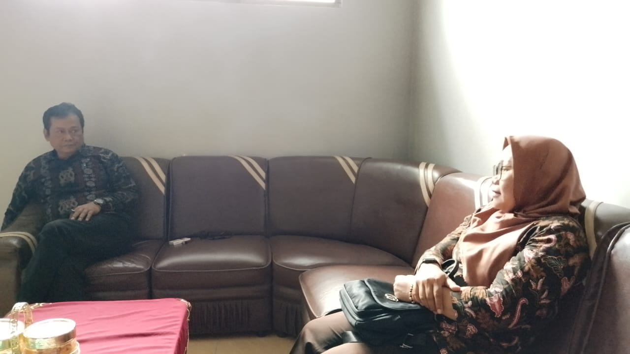 Timbunan Sampah di Karangjati Mendesak Solusi