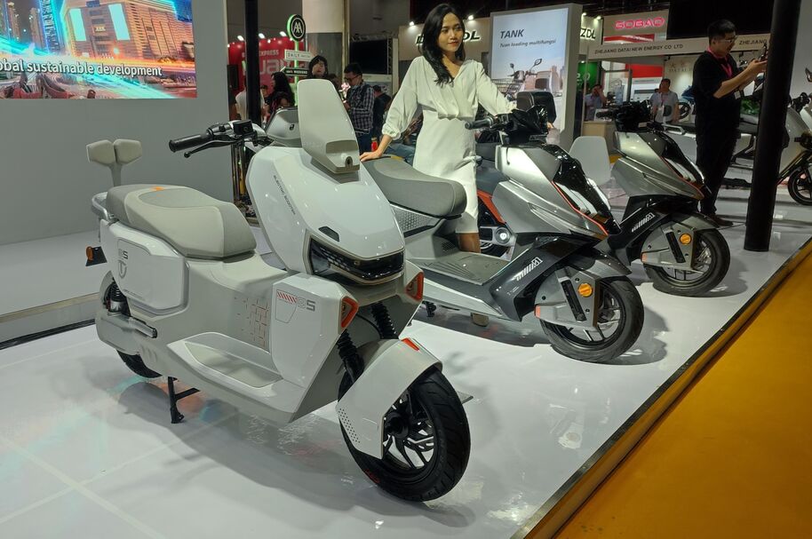 Bagaimana Peluang Motor Listrik di Indonesia Tahun 2025?