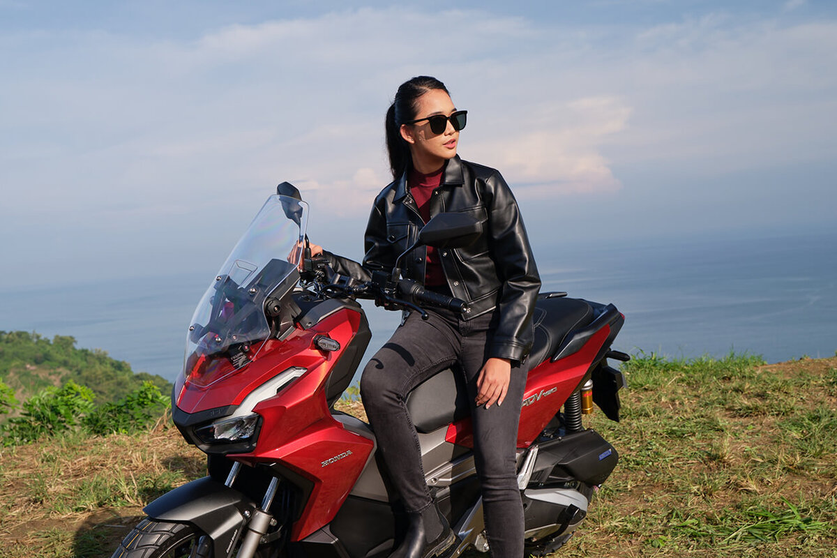 7 Tips Penting untuk Perempuan Agar Selalu Siaga Saat Motor Listrik Tiba-Tiba Mogok