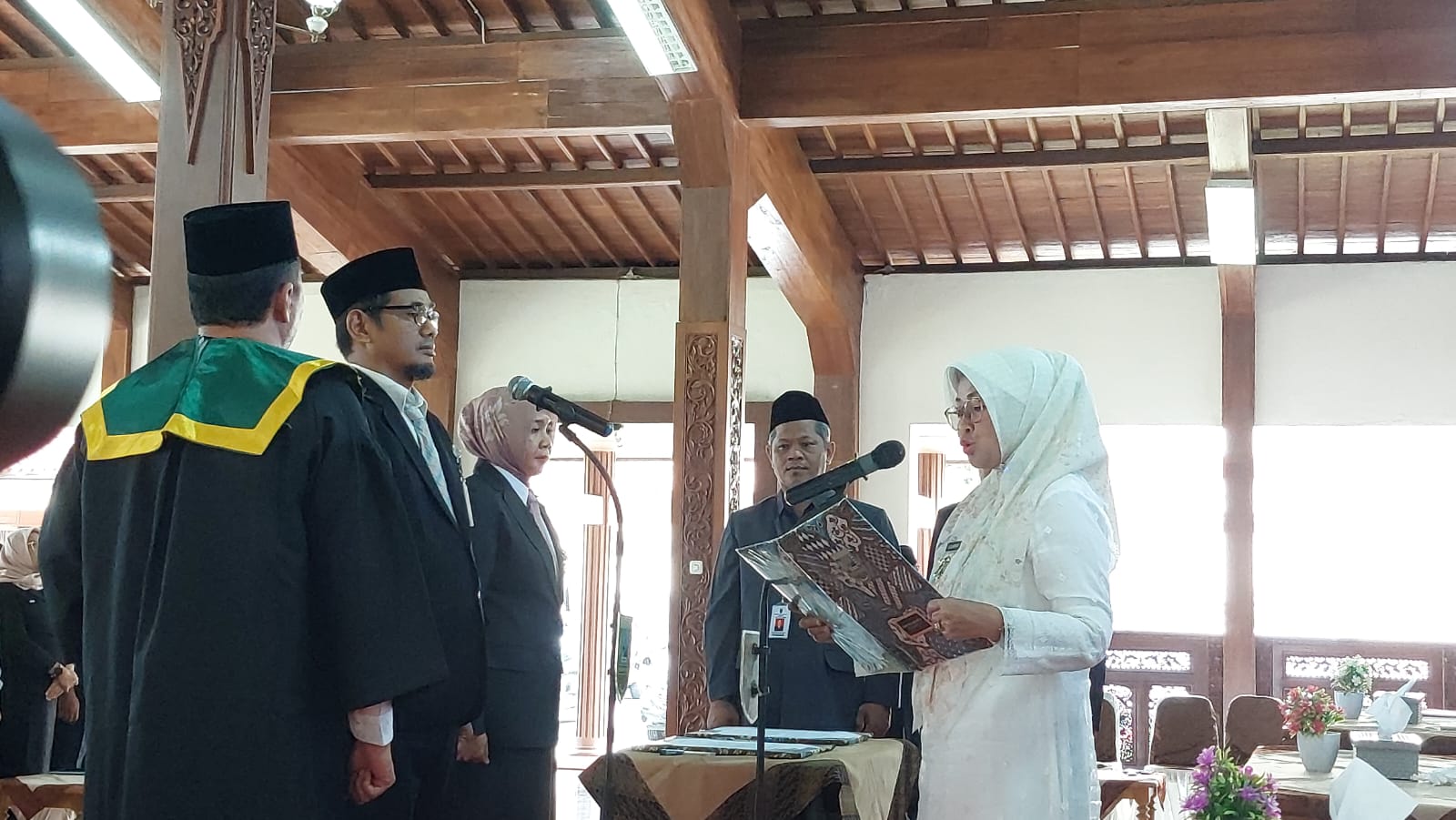 Bupati Kebumen Lantik 41 Pejabat Eselon III dan IV