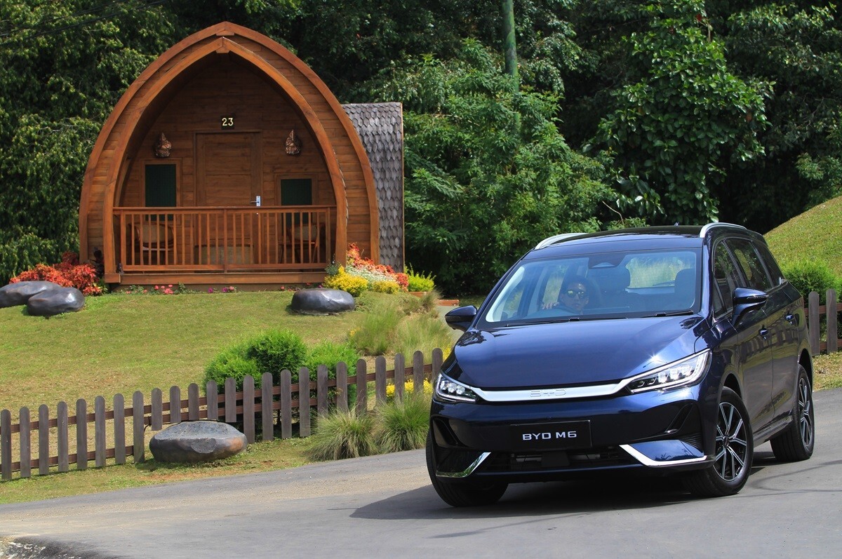 Skema Kredit Kendaraan Bermotor BRI untuk BYD M6, Bawa Pulang Mobil Listrik Favoritmu!