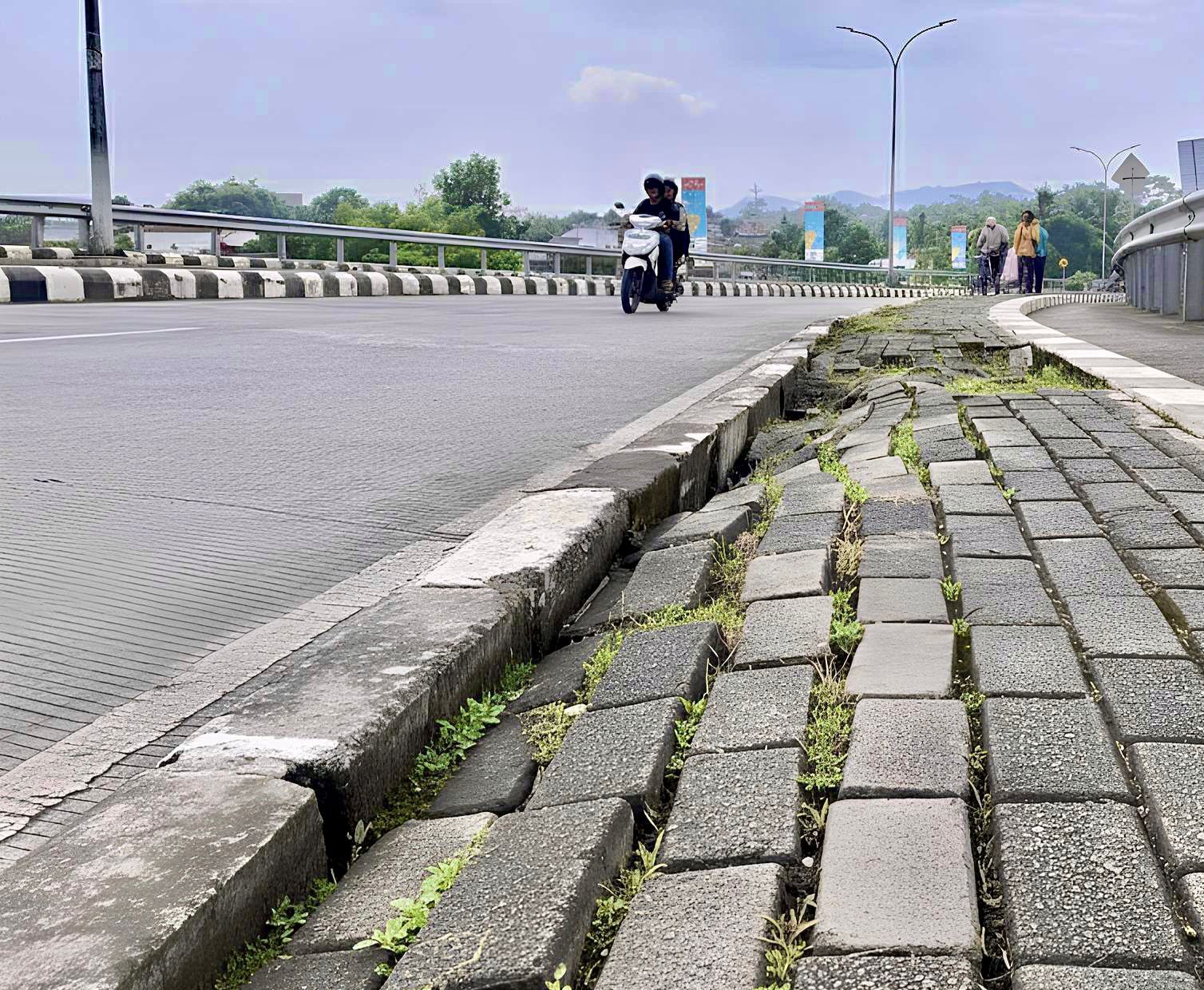 DPU Targetkan Perbaikan Trotoar Underpass Direalisasikan Maksimal 2026