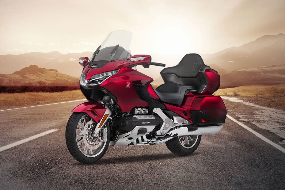 Harga Motor Honda Goldwing Rp 1,1 Miliar, Buat Touring Atau Cuma Buat Pamer?