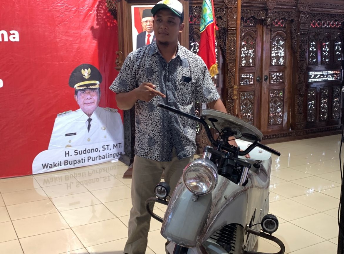 Yogi Prastowo, Warga Purbalingga yang Mampu Ubah Sepeda Motor BBM menjadi Listrik