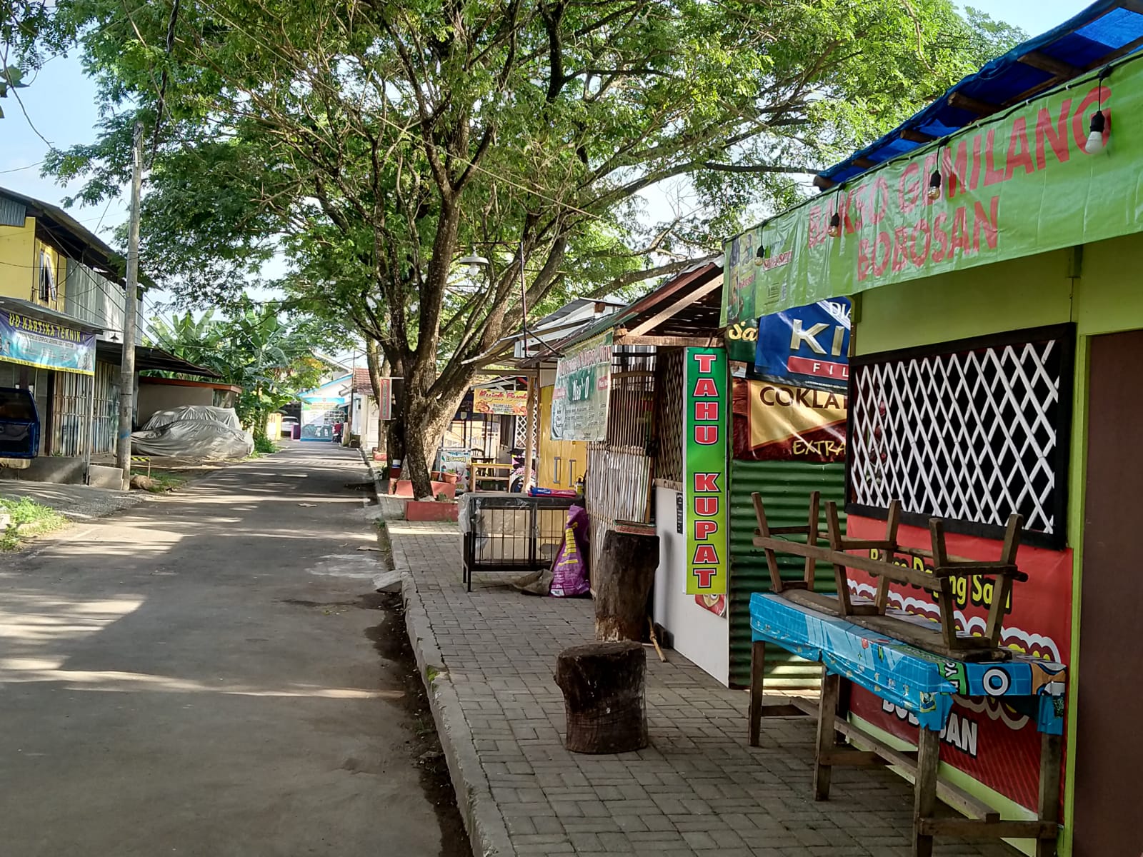 PKL Lapangan Bobosan Sebelah Barat Butuh Penataan