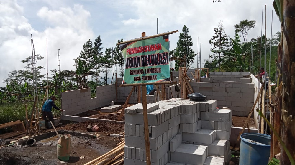 Bangunan Rumah Relokasi Dibantu DD, Bukan di Tanah Kas Desa