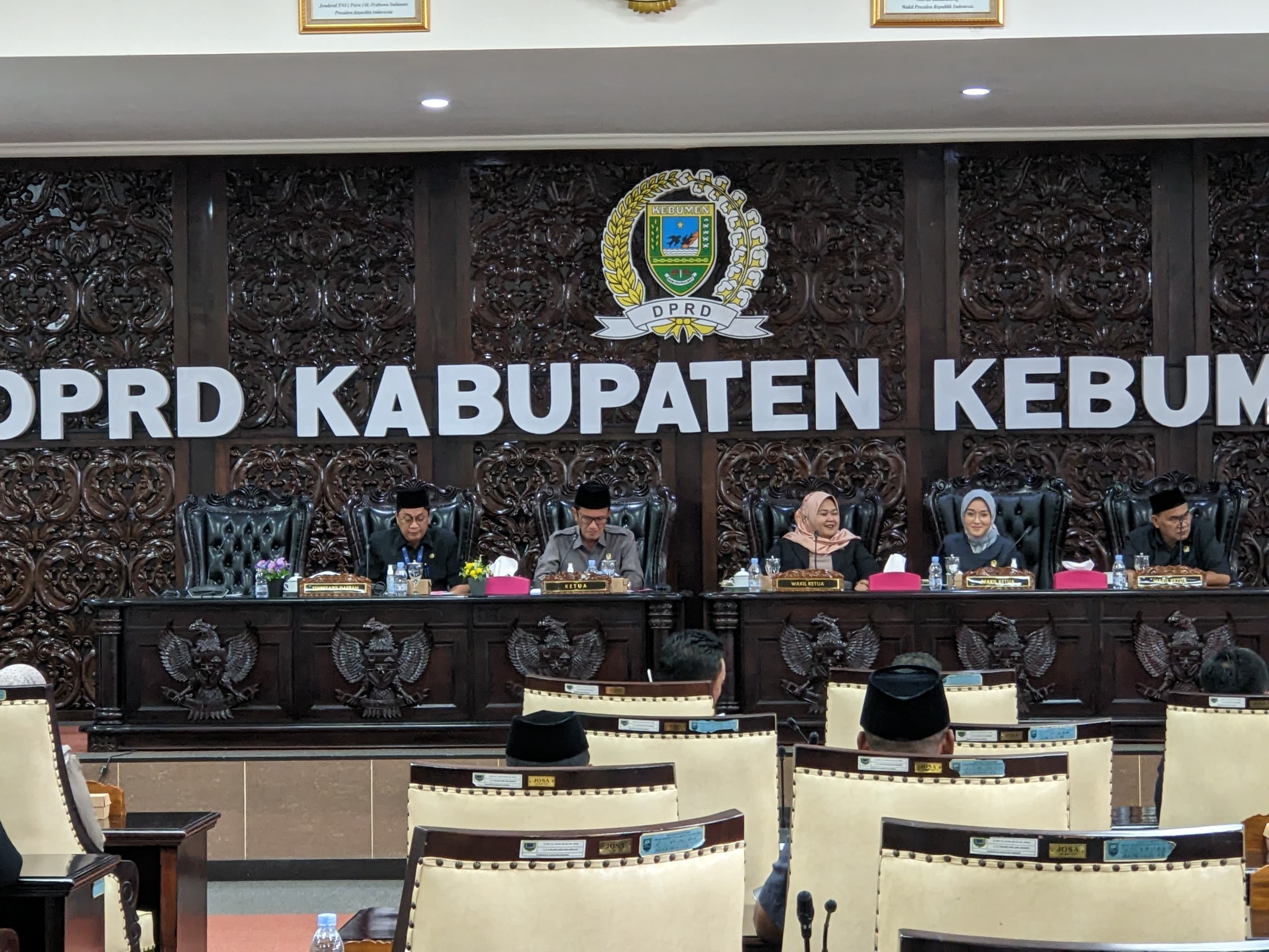 DPRD Umumkan Akhir Jabatan Bupati Kebumen